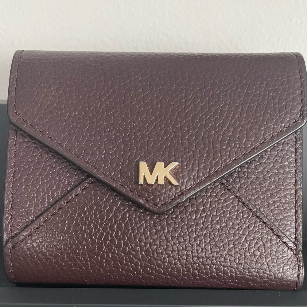 Michael Kors Medium Pebbled Leather Envelope Wallet with gold logo